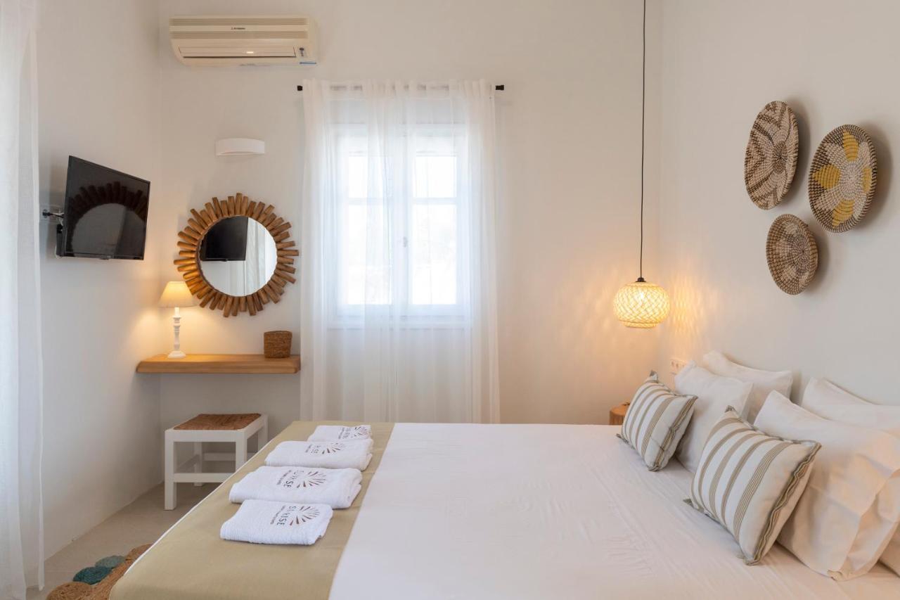 Sunrise Luxury Apartments & Suites Antiparos Town Екстериор снимка