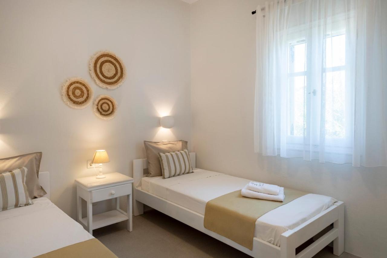 Sunrise Luxury Apartments & Suites Antiparos Town Екстериор снимка